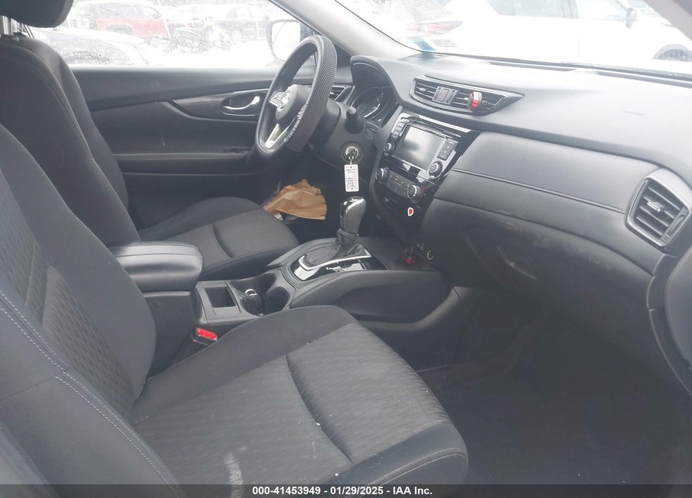 2018 NISSAN ROGUE S VIN: JN8AT2MV3JW329310