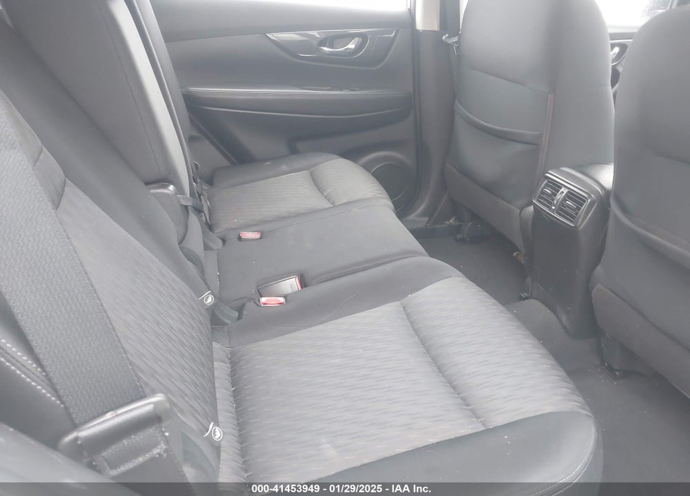 2018 NISSAN ROGUE S VIN: JN8AT2MV3JW329310