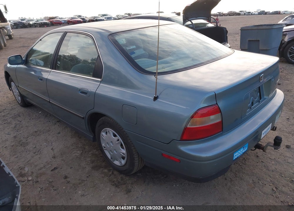 1995 HONDA ACCORD LX/EX VIN: 1HGCD5530SA103547