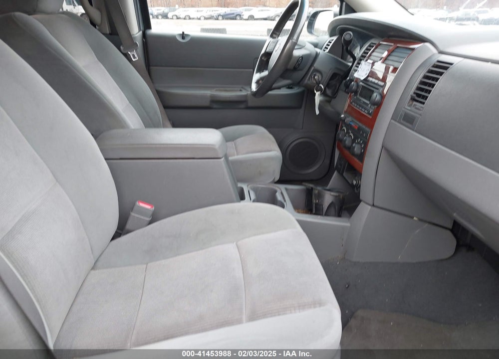 2006 DODGE DURANGO SLT VIN: 1D4HB4821F188353