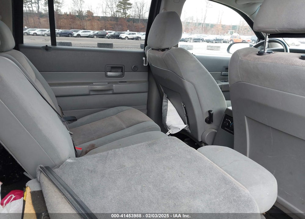 2006 DODGE DURANGO SLT VIN: 1D4HB4821F188353