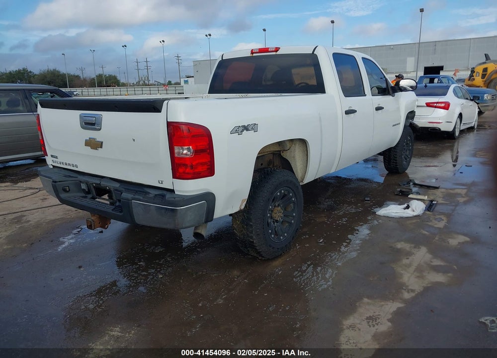2009 CHEVROLET SILVERADO 2500HD WORK TRUCK VIN: 1GCHK43K49F144503