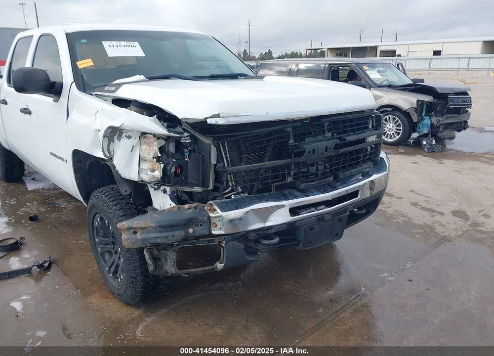 2009 CHEVROLET SILVERADO 2500HD WORK TRUCK VIN: 1GCHK43K49F144503