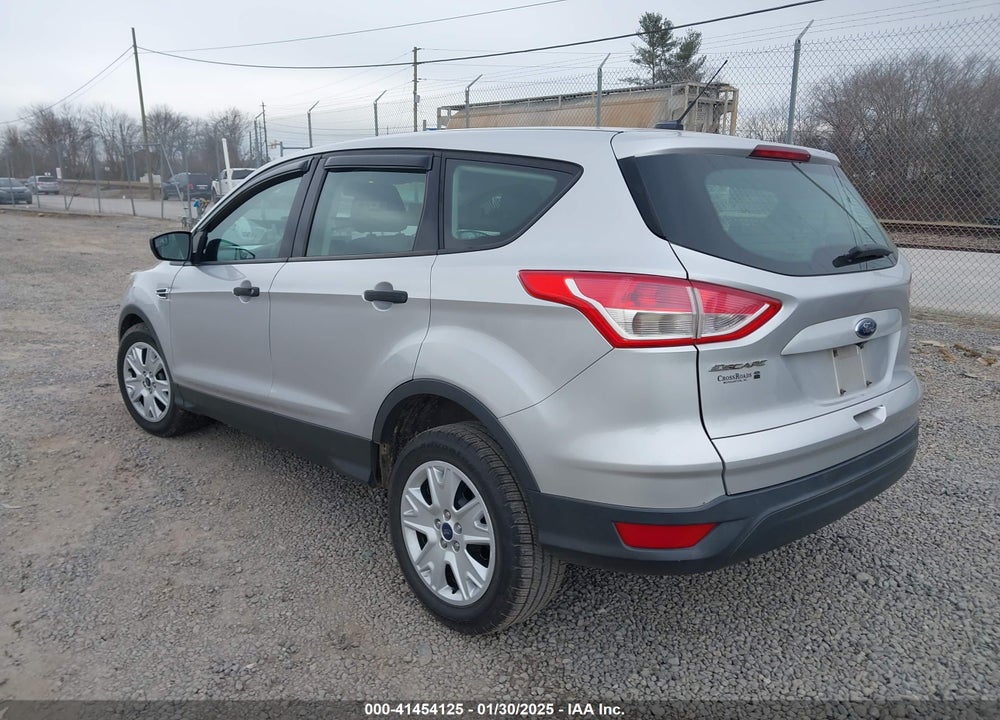 2015 FORD ESCAPE S VIN: 1FMCU0F79FUC55510