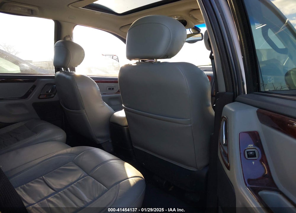 2002 JEEP GRAND CHEROKEE OVERLAND VIN: 1J8GW68J52C177943