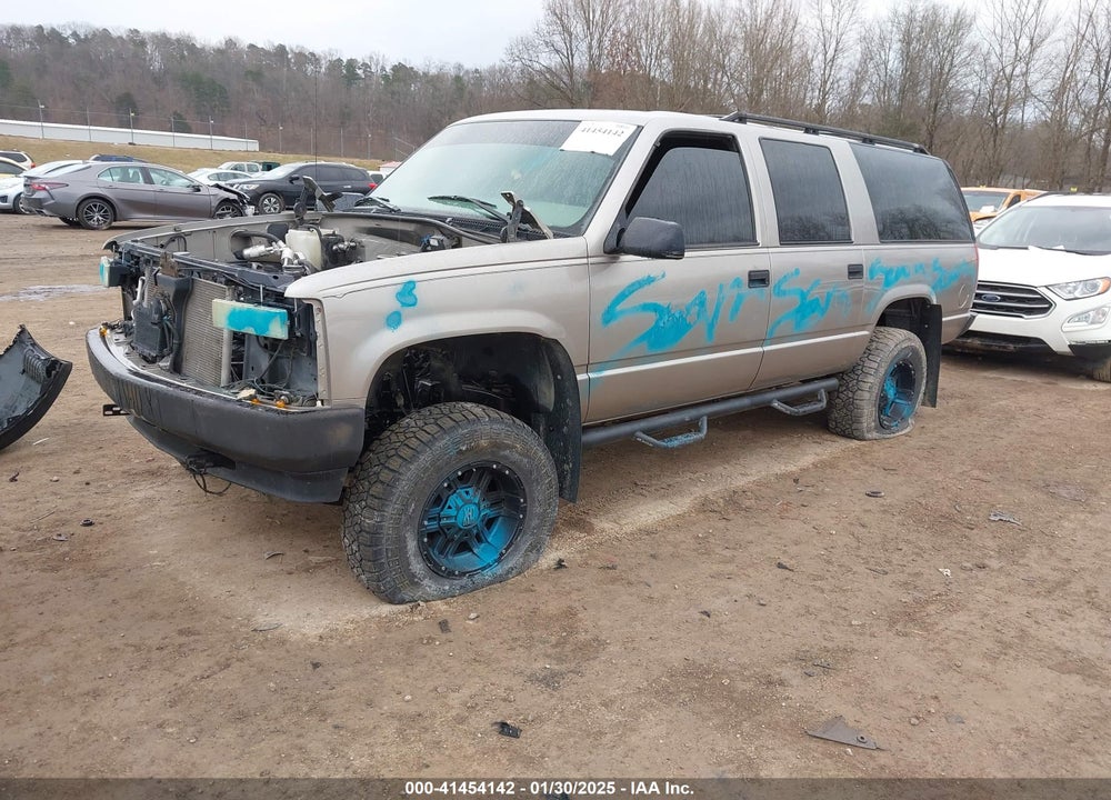 1999 CHEVROLET SUBURBAN 1500 LT VIN: 3GNFK16R1XG191800