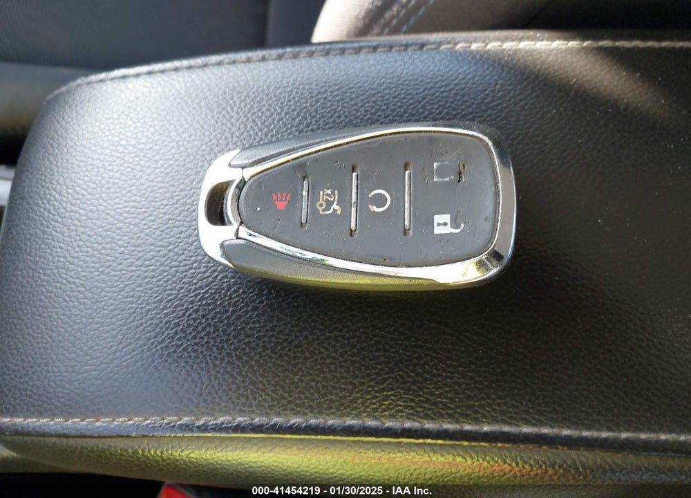 2018 CHEVROLET CRUZE VIN: 1G1BE5SM3J7141220