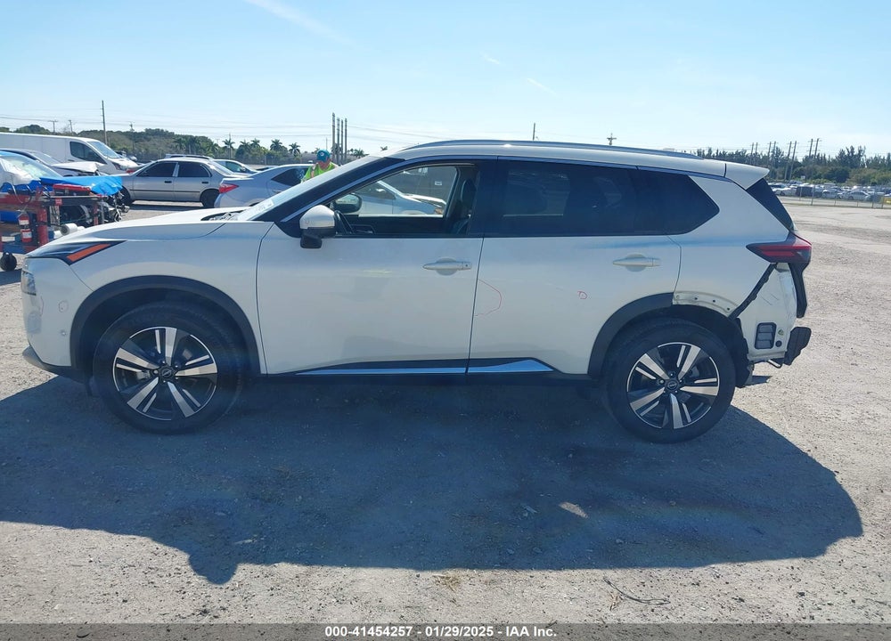 2023 NISSAN ROGUE PLATINUM INTELLIGENT AWD VIN: JN8BT3DD0PW302043