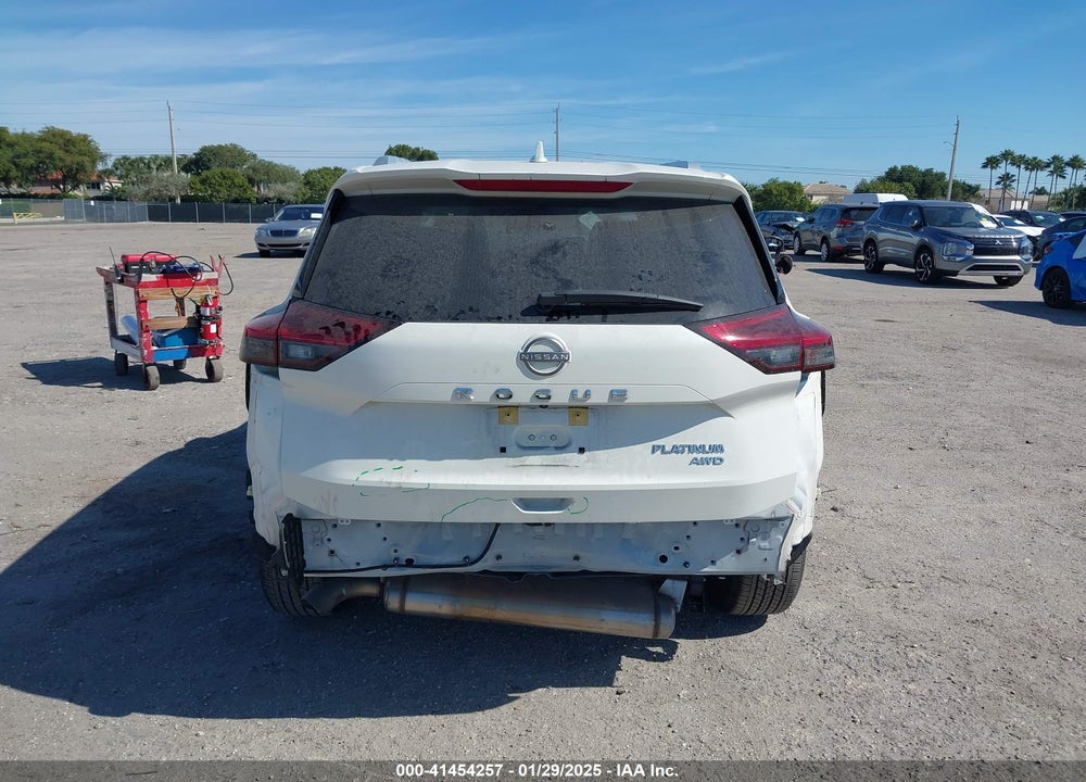 2023 NISSAN ROGUE PLATINUM INTELLIGENT AWD VIN: JN8BT3DD0PW302043