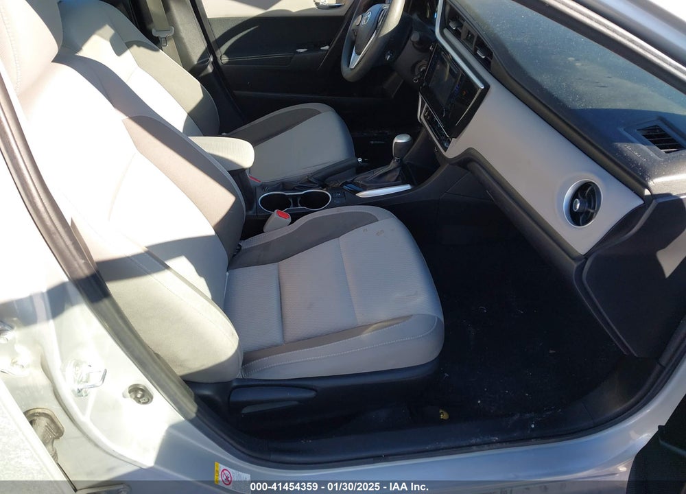 2018 TOYOTA COROLLA VIN: 5YFBURHE8JP824949