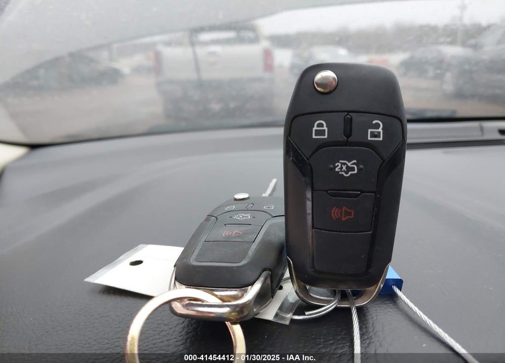 2016 FORD FUSION VIN: 3FA6P0HD5GR309735