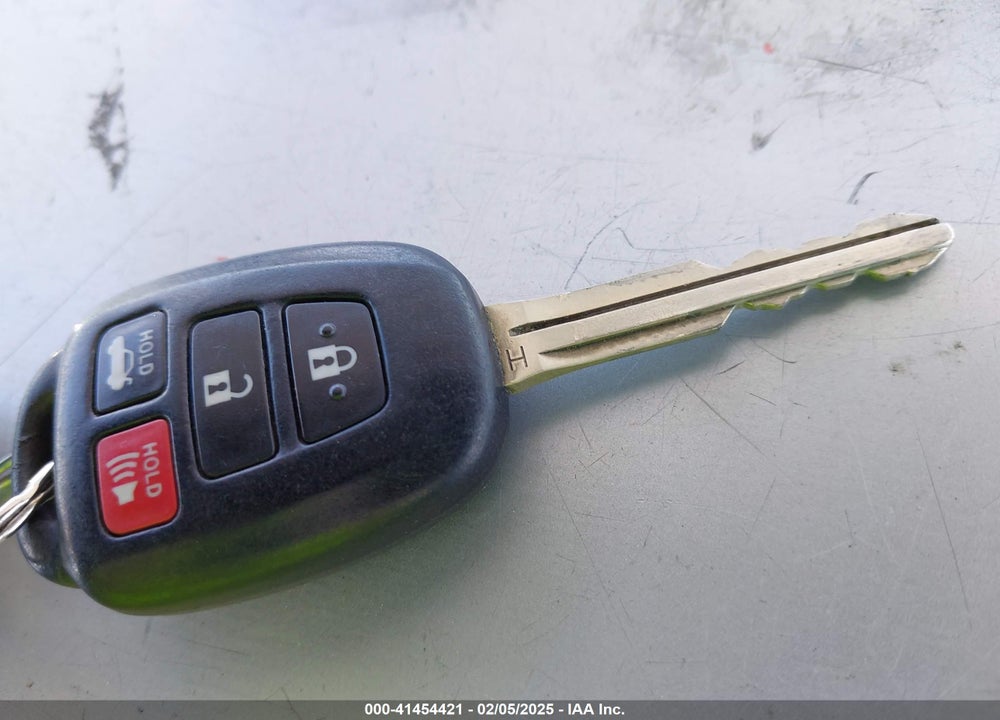 2016 TOYOTA COROLLA VIN: 2T1BURHE2GC634654