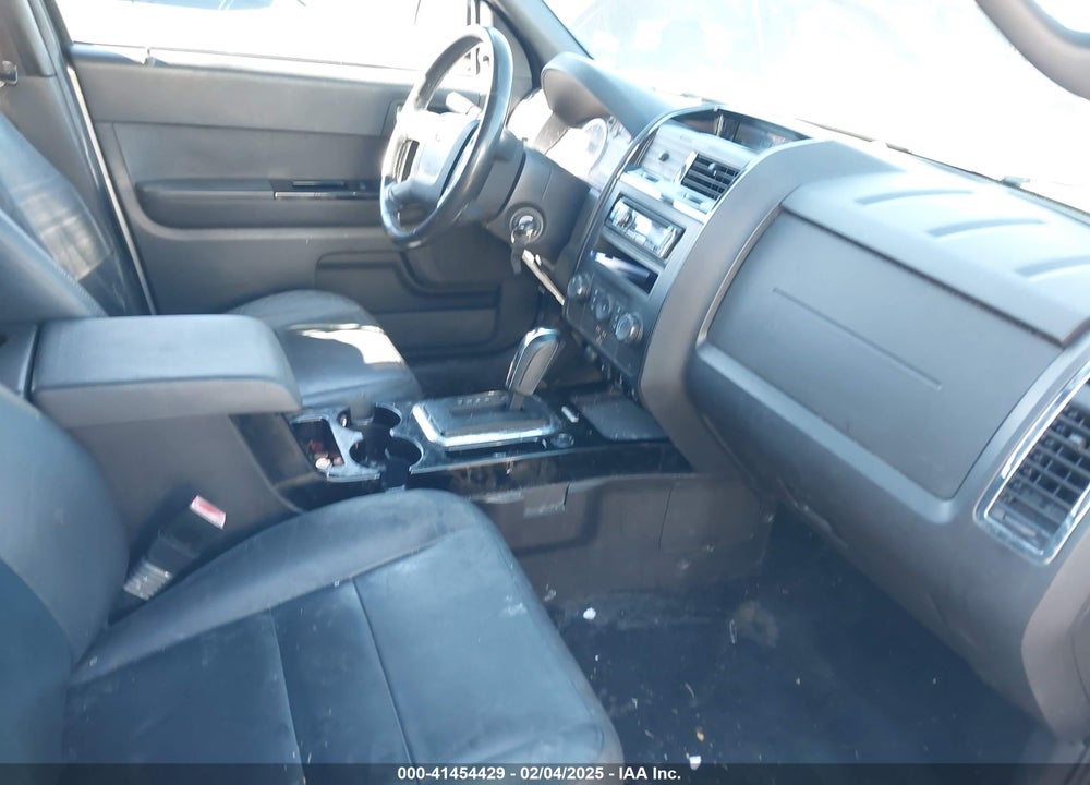 2010 FORD ESCAPE XLT VIN: 1FMCU9DG6AKC15610
