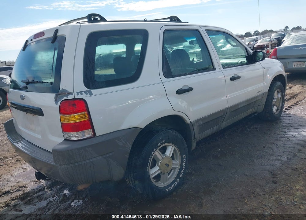 2002 FORD ESCAPE XLS VIN: 1FMYU01102KA45795