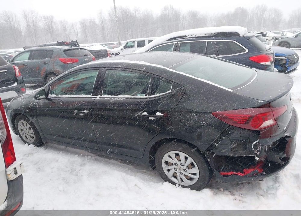 2020 HYUNDAI ELANTRA VIN: KMHD74LFXLU006367
