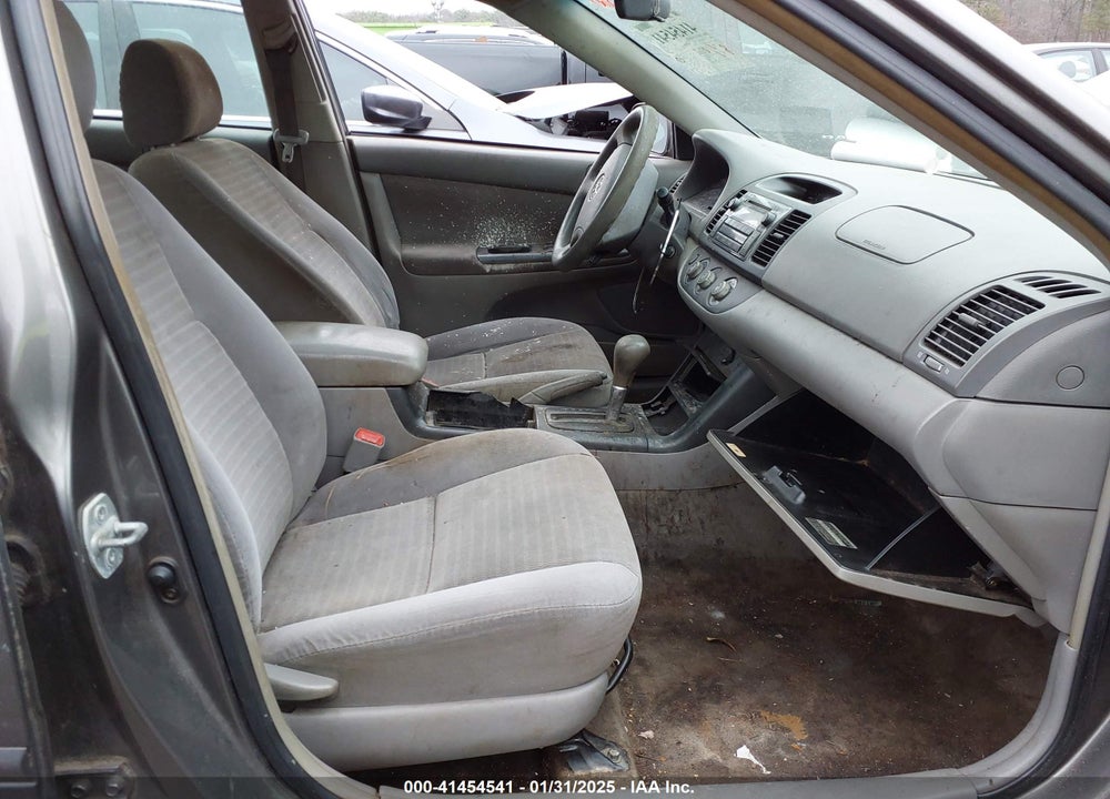 2006 TOYOTA CAMRY VIN: 4T1BE32K26U687571