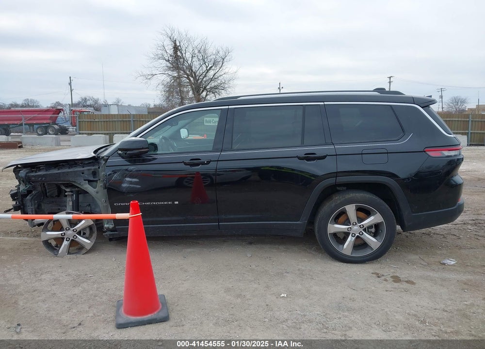 2022 JEEP GRAND CHEROKEE L LIMITED 4X4 VIN: 1C4RJKBG8N8558603