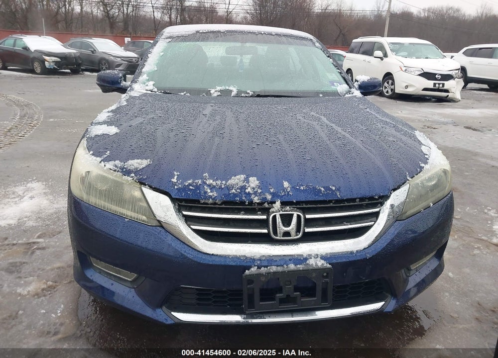 2013 HONDA ACCORD VIN: 1HGCR2F70DA035965