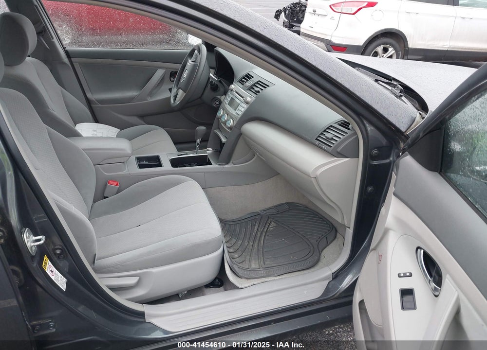 2009 TOYOTA CAMRY LE VIN: 4T1BE46K79U277367