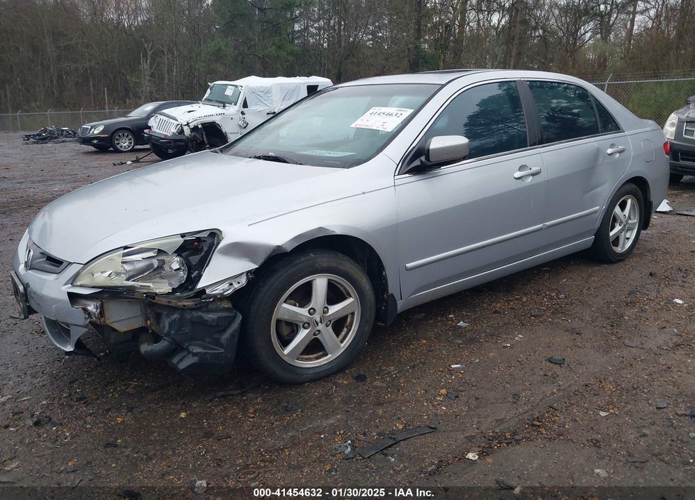 2005 HONDA ACCORD 2.4 EX VIN: 1HGCM56745A001545