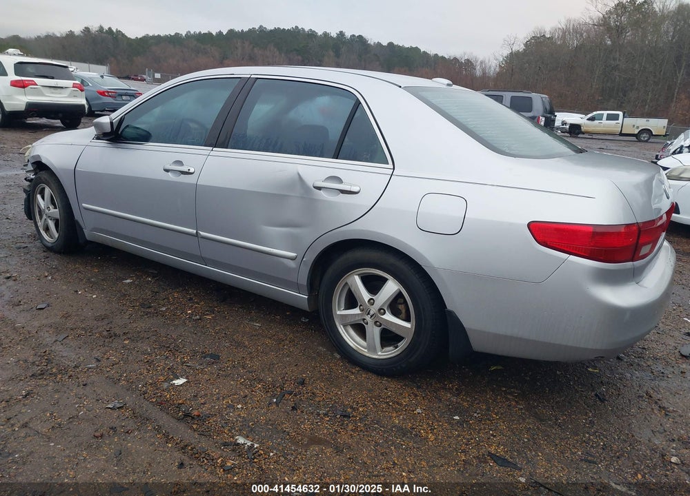 2005 HONDA ACCORD 2.4 EX VIN: 1HGCM56745A001545