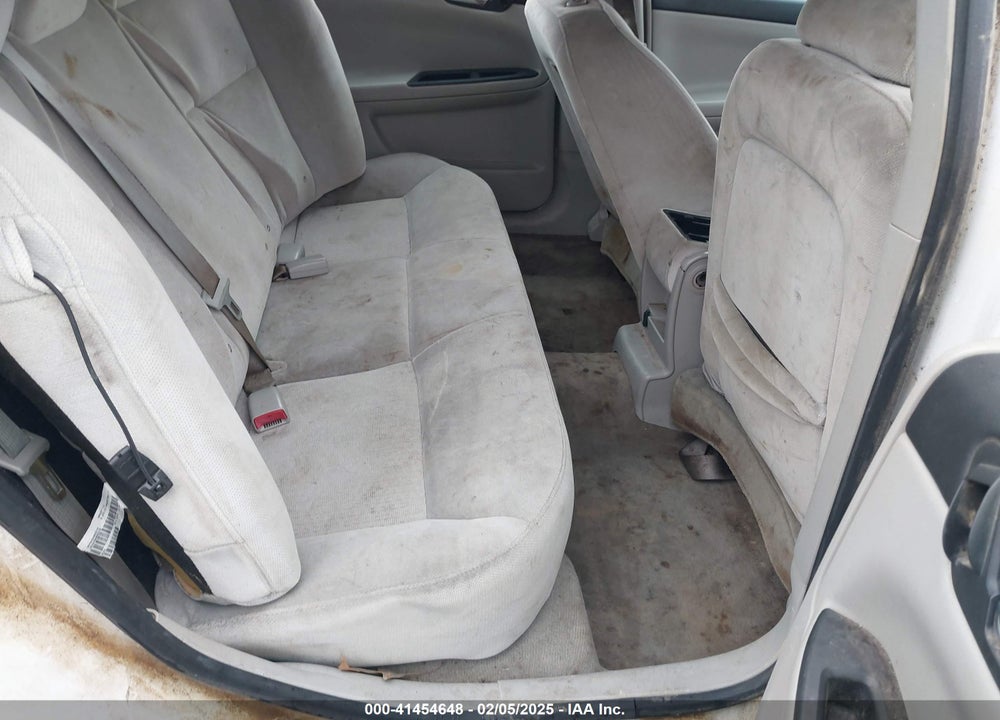 2010 CHEVROLET IMPALA LS VIN: 2G1WA5EN7A1233008