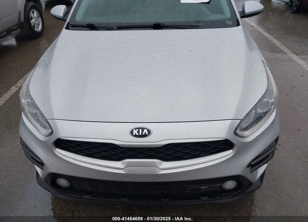 2021 KIA FORTE VIN: 3KPF24AD9ME327281