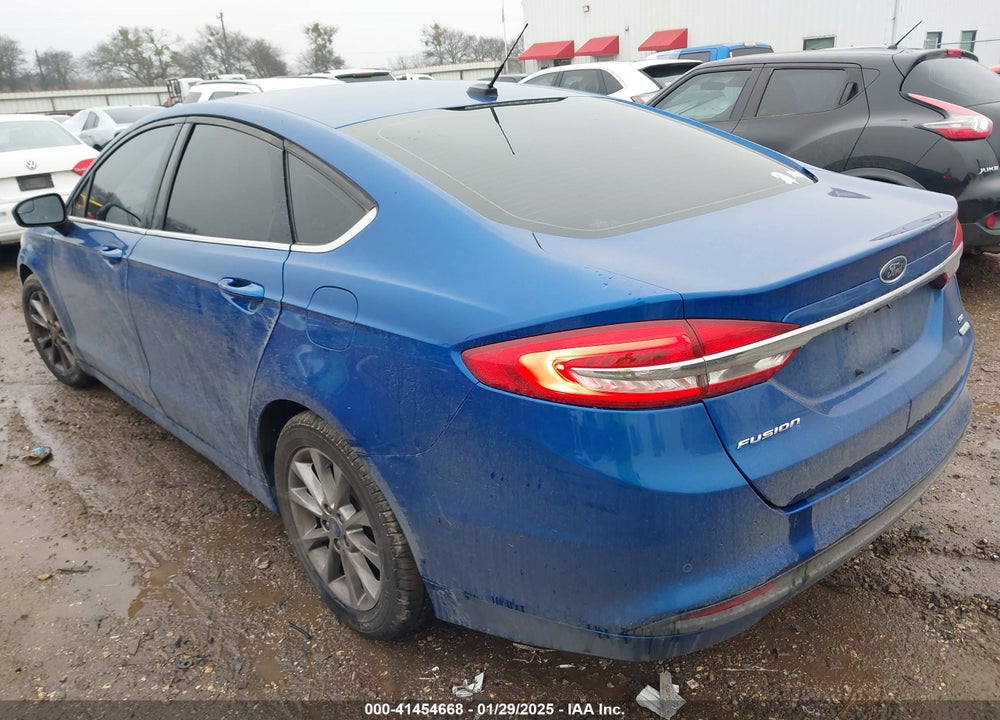 2017 FORD FUSION VIN: 3FA6P0HD1HR299092