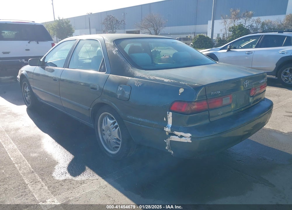 1999 TOYOTA CAMRY LE VIN: 4T1BG22K4XU568815