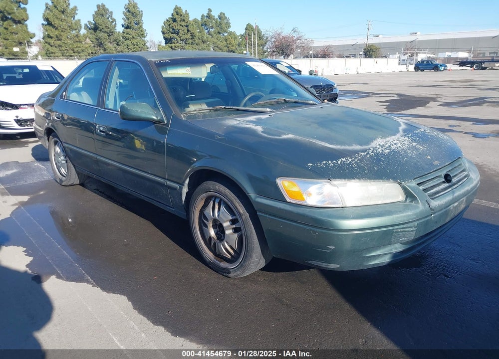 1999 TOYOTA CAMRY LE VIN: 4T1BG22K4XU568815
