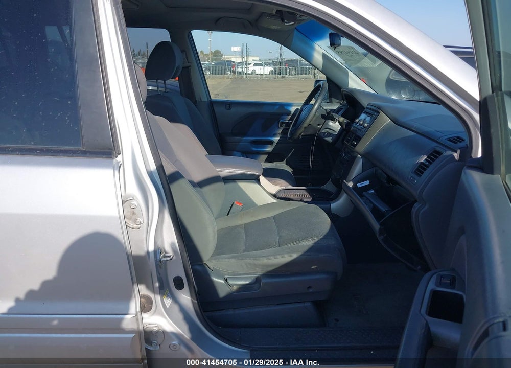 2008 HONDA PILOT SE VIN: 5FNYF183X8B037964