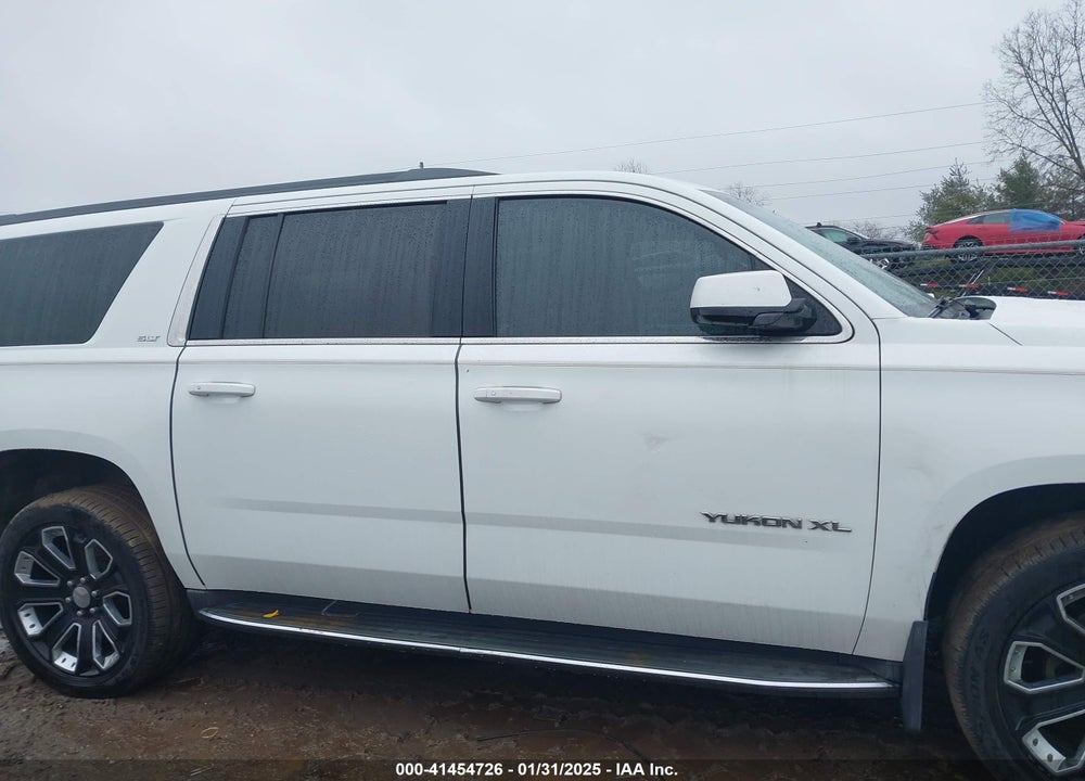 2016 GMC YUKON XL SLT VIN: 1GKS2GKC3GR132490