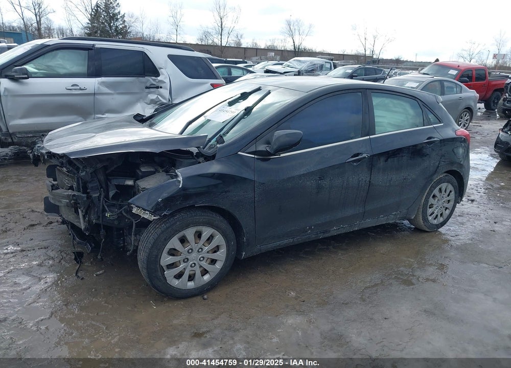 2016 HYUNDAI ELANTRA GT VIN: KMHD35LH8GU338400