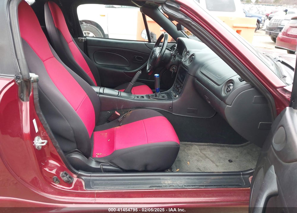 2003 MAZDA MX-5 MIATA CLOTH/LS/SE/SHINSEN VIN: JM1NB353X30308589