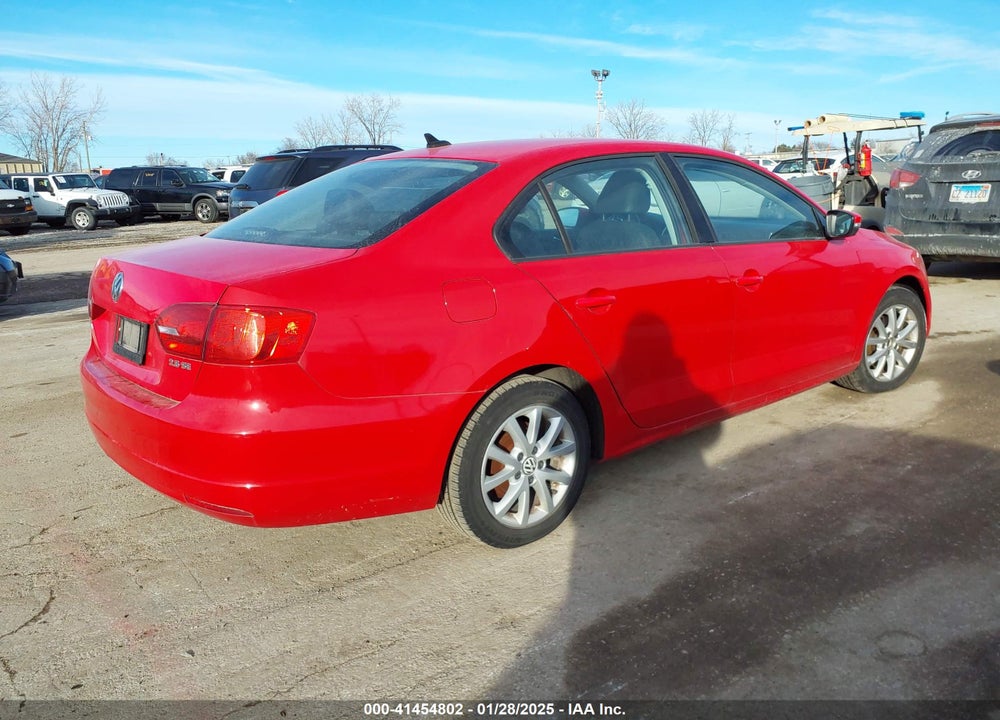 2011 VOLKSWAGEN JETTA VIN: 3VWDZ7AJ8BM399549