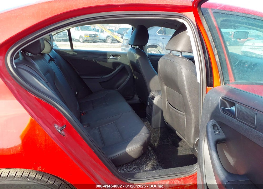 2011 VOLKSWAGEN JETTA VIN: 3VWDZ7AJ8BM399549