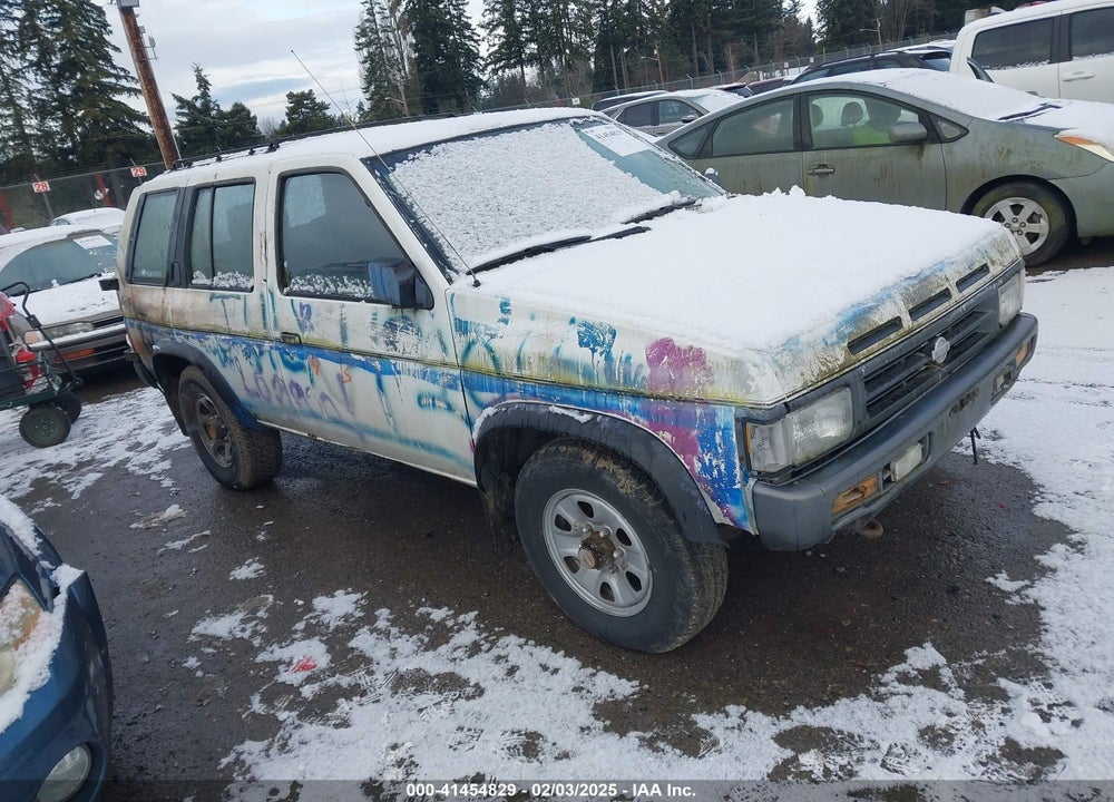 1995 NISSAN PATHFINDER LE/SE/XE VIN: JN8HD17Y5SW015557