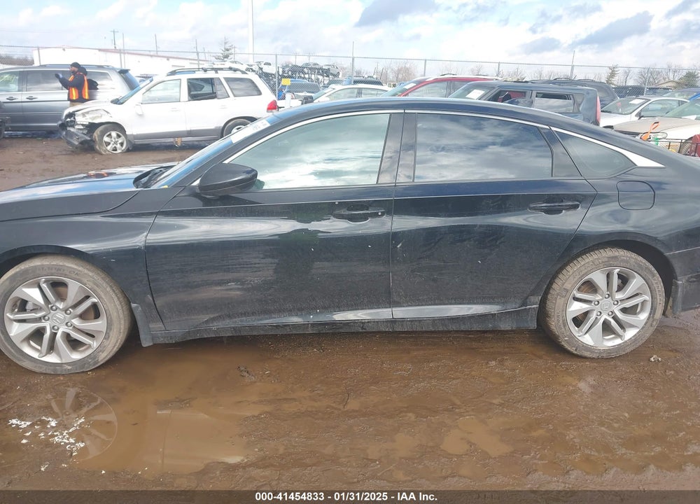 2019 HONDA ACCORD VIN: 1HGCV1F1XKA071418