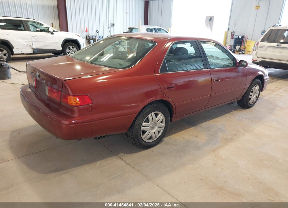 2001 TOYOTA CAMRY LE VIN: 4T1BG22K51U860058