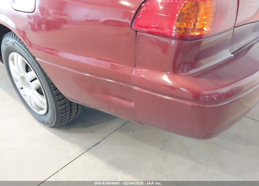2001 TOYOTA CAMRY LE VIN: 4T1BG22K51U860058