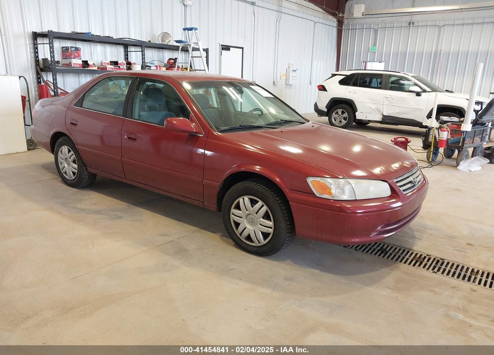 2001 TOYOTA CAMRY LE VIN: 4T1BG22K51U860058