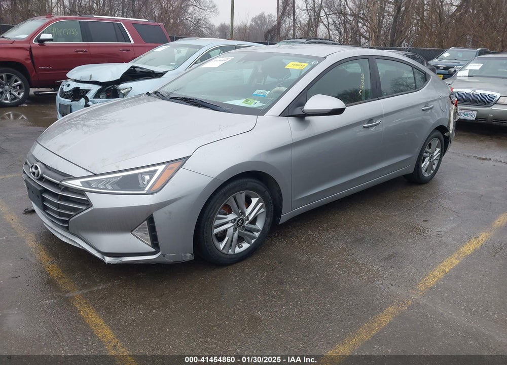 2020 HYUNDAI ELANTRA VIN: 5NPD84LF3LH566517