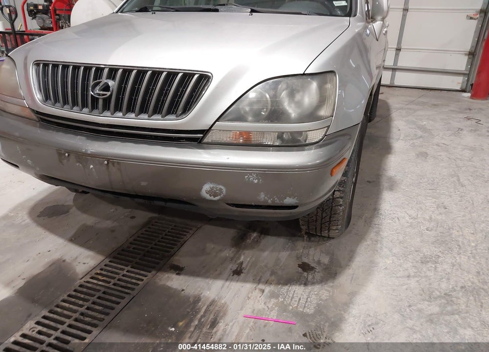 1999 LEXUS RX 300 VIN: JT6HF10U7X0030771