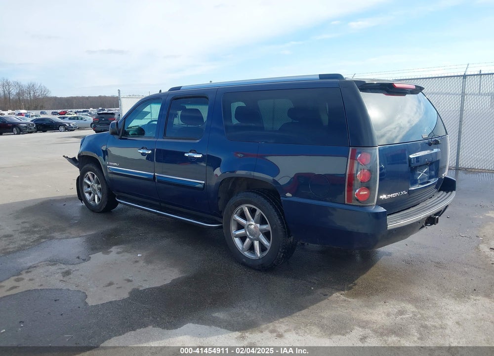 2007 GMC YUKON XL 1500 DENALI VIN: 1GKFK66887J194015