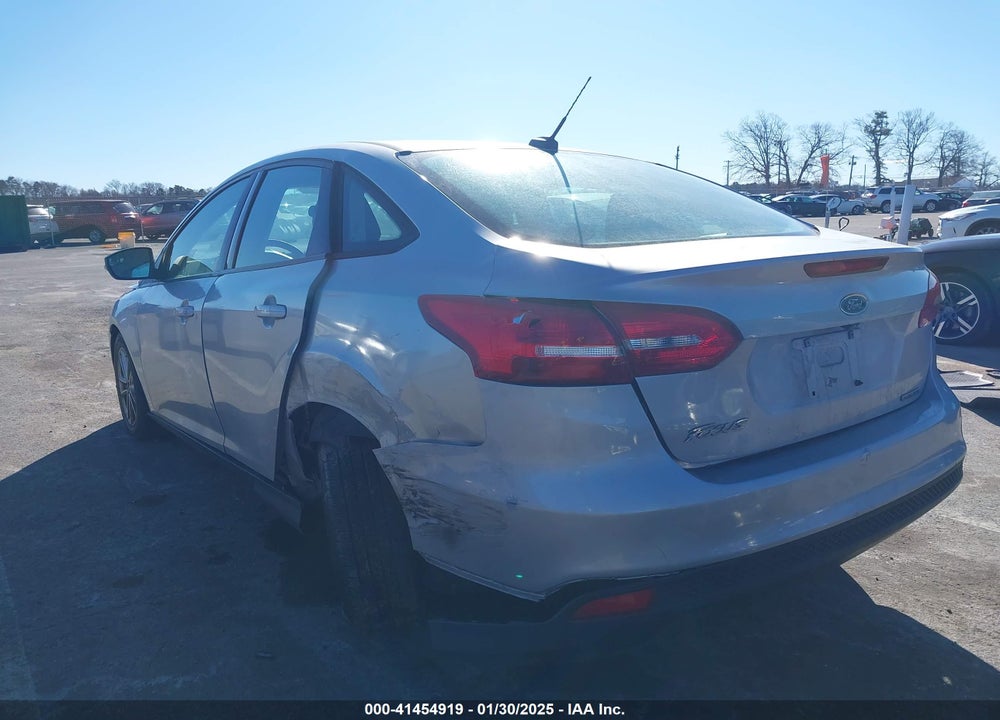 2015 FORD FOCUS VIN: 1FADP3F26FL226595