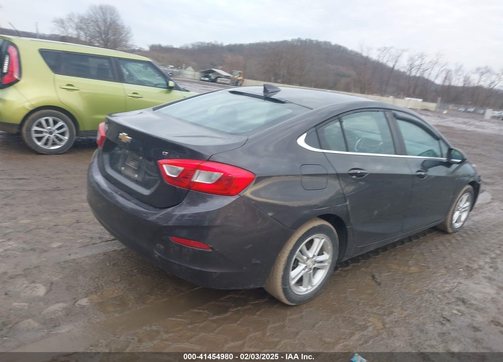2017 CHEVROLET CRUZE VIN: 1G1BE5SM3H7114481