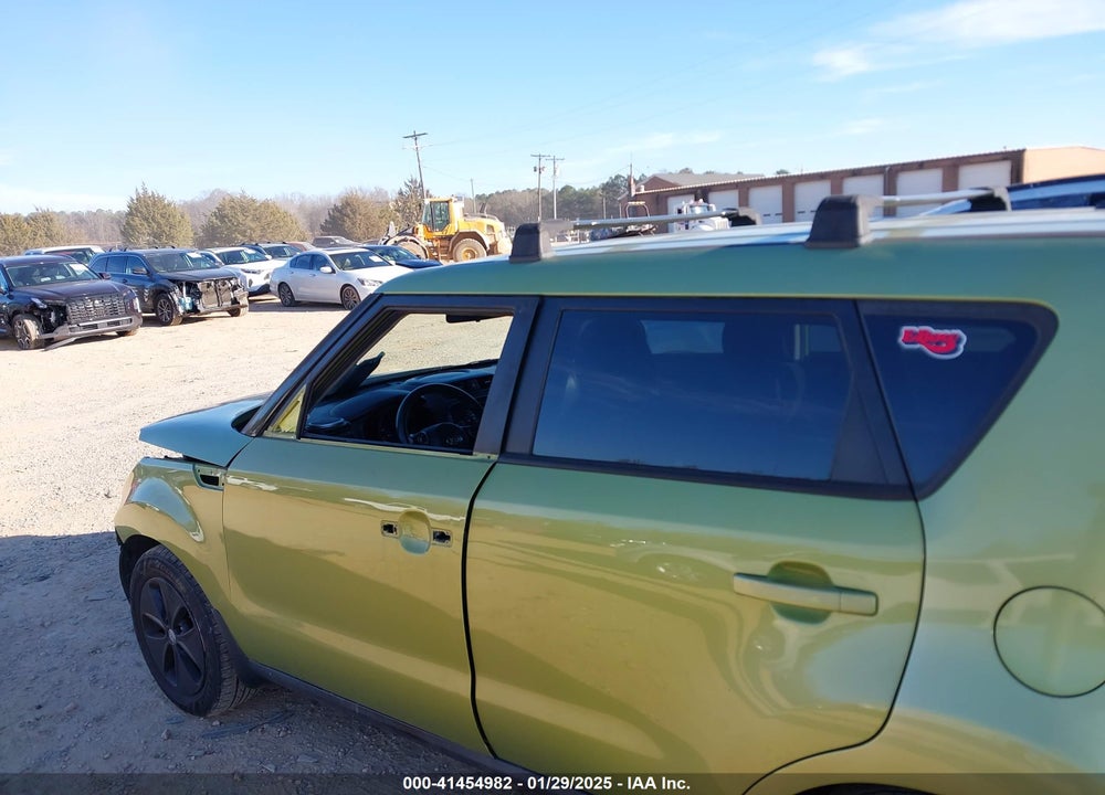 2016 KIA SOUL VIN: KNDJN2A26G7832915