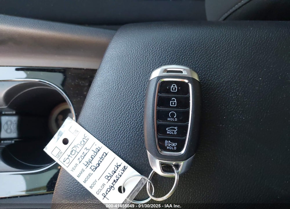 2023 HYUNDAI ELANTRA VIN: KMHLS4AG0PU443712