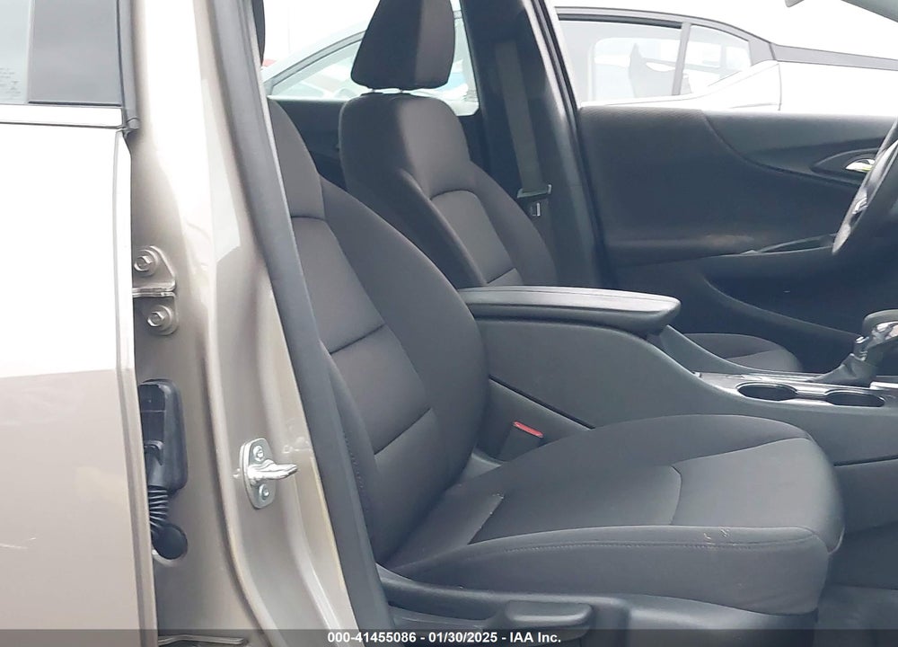 2025 CHEVROLET MALIBU VIN: 1G1ZD5ST9SF148916