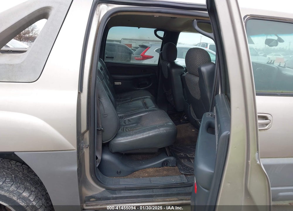 2002 CHEVROLET AVALANCHE 1500 VIN: 3GNEC13T32G117179